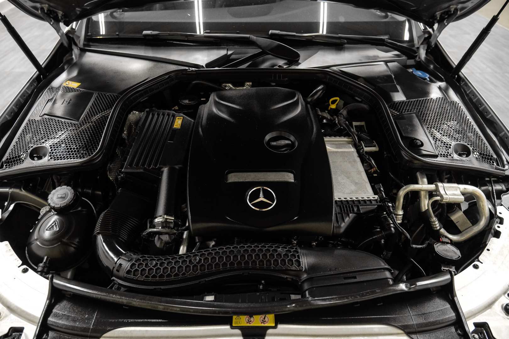 2016 Mercedes-Benz C-Class 4dr Sdn C 300 RWD 48