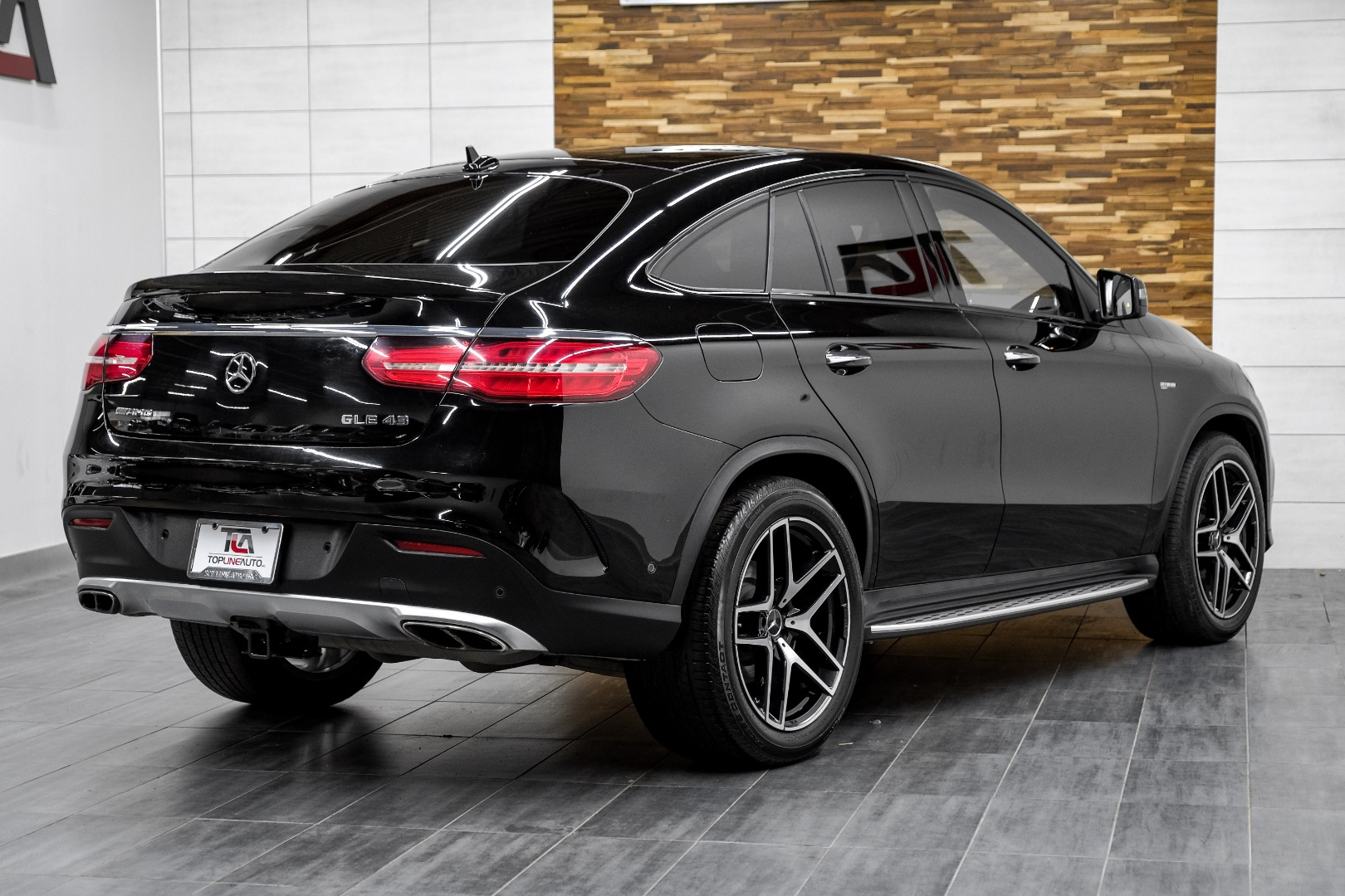 2017 Mercedes-Benz GLE AMG GLE 43 4MATIC Coupe 11