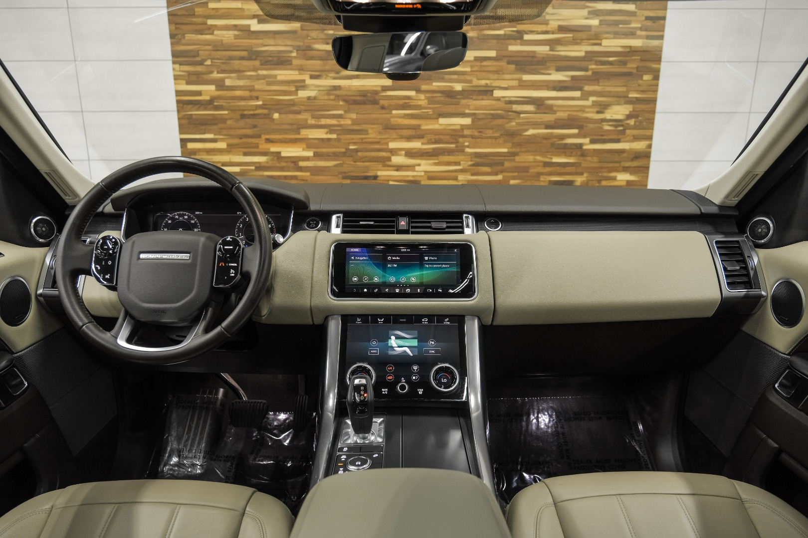 2018 Land Rover Range Rover Sport V6 Supercharged SE 17