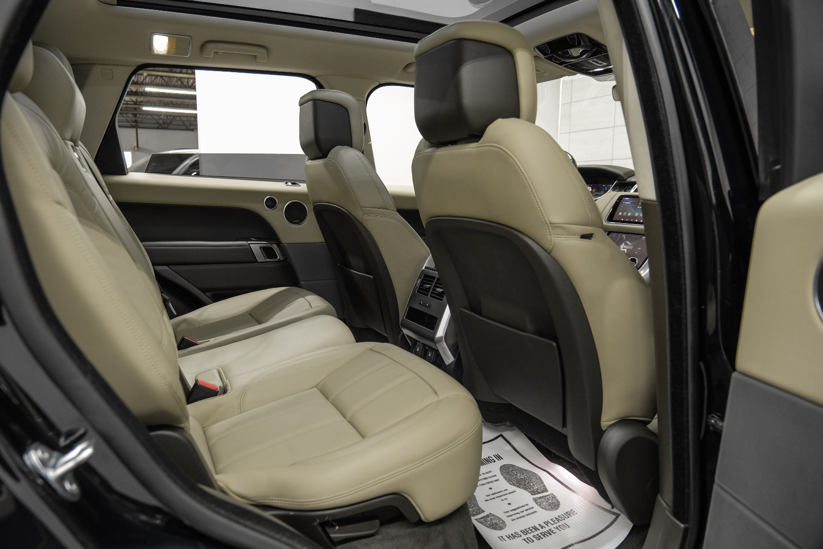 2018 Land Rover Range Rover Sport V6 Supercharged SE 36