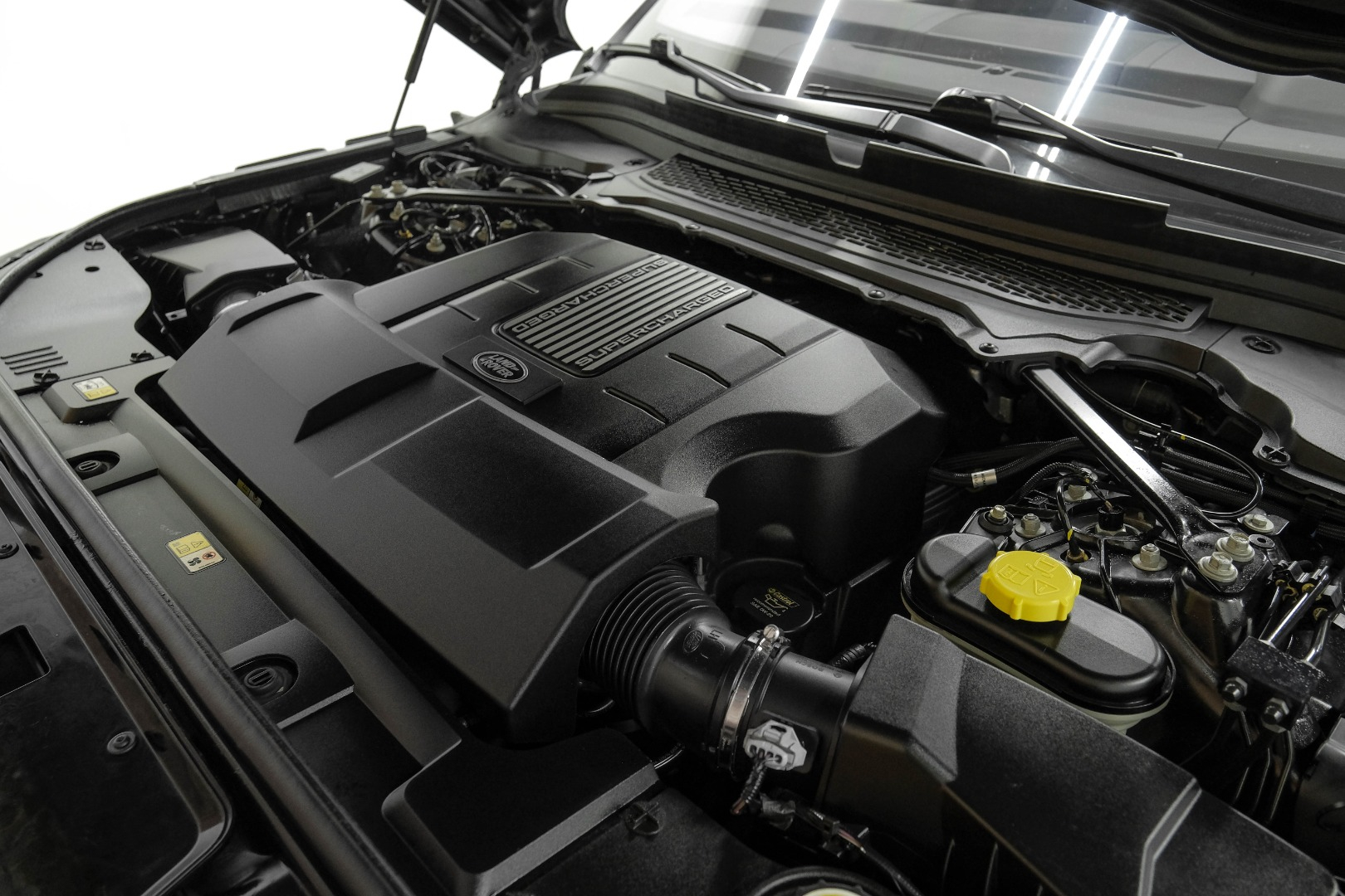 2016 Land Rover Range Rover Sport 4WD 4dr V8 Dynamic 47