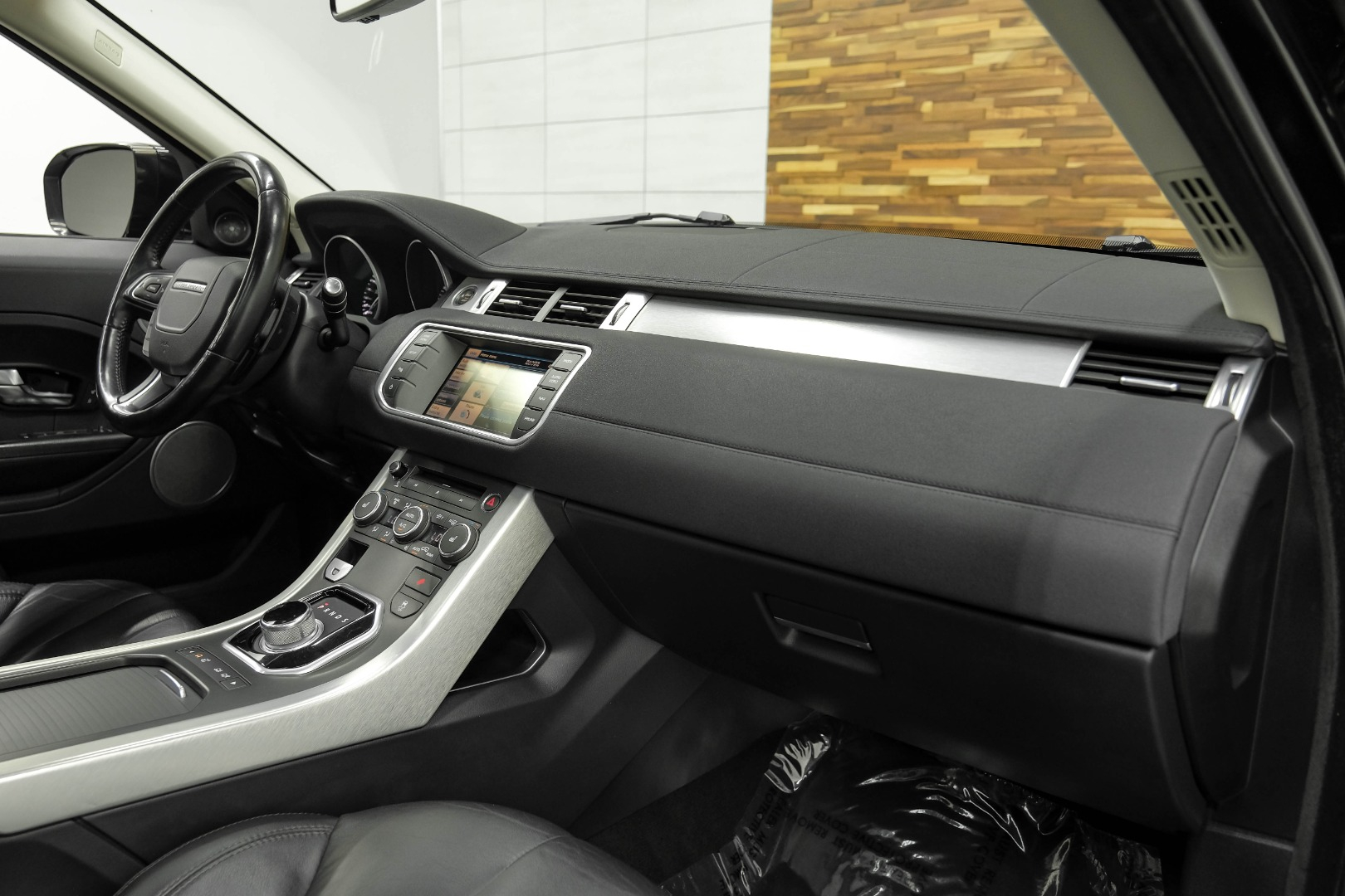 2012 Land Rover Range Rover Evoque 5dr HB Pure Premium 15