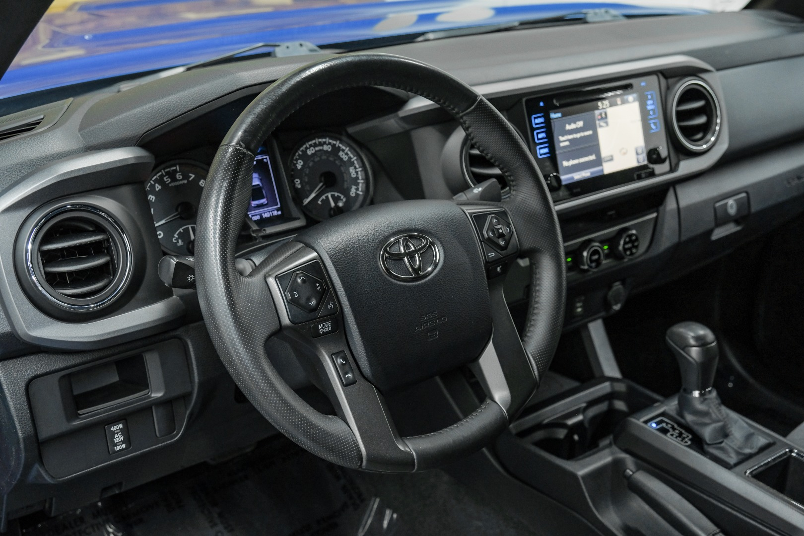 2016 Toyota Tacoma 2WD Access Cab V6 AT TRD Sport 13