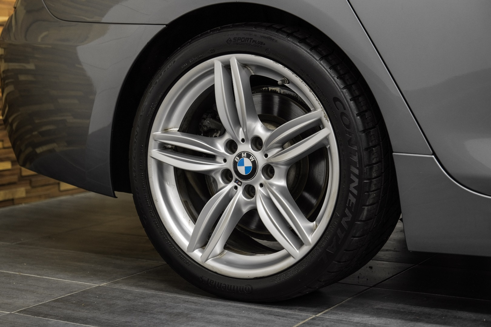2015 BMW 6-Series 4dr Sdn 640i RWD Gran Coupe 55