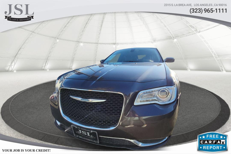 Chrysler 300 2015 price $20,999