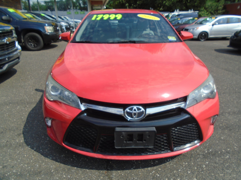 Toyota Camry 2016 price $13,999