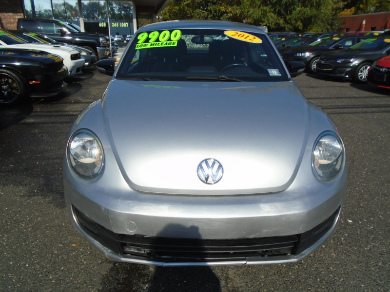 Volkswagen Beetle 2012 price $9,499