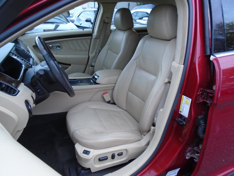 Ford Taurus 2013 price $10,999