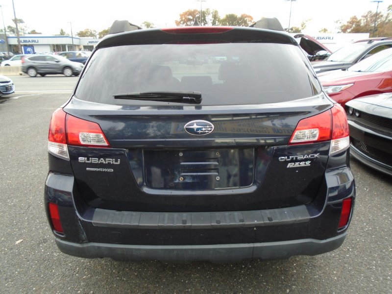 Subaru Outback 2012 price $10,999