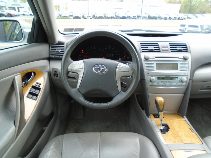 Toyota Camry 2007 price $9,999