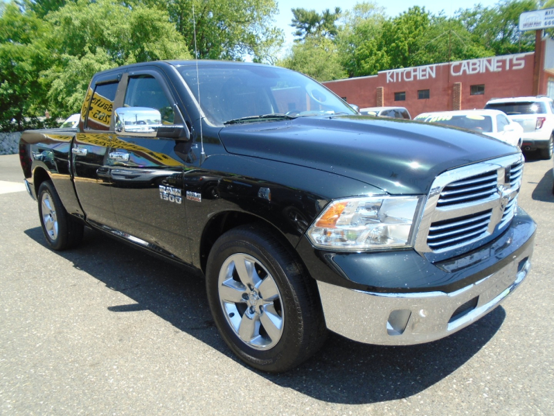 RAM 1500 2016 price $18,999