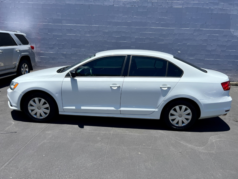 Volkswagen Jetta 2015 price $9,995