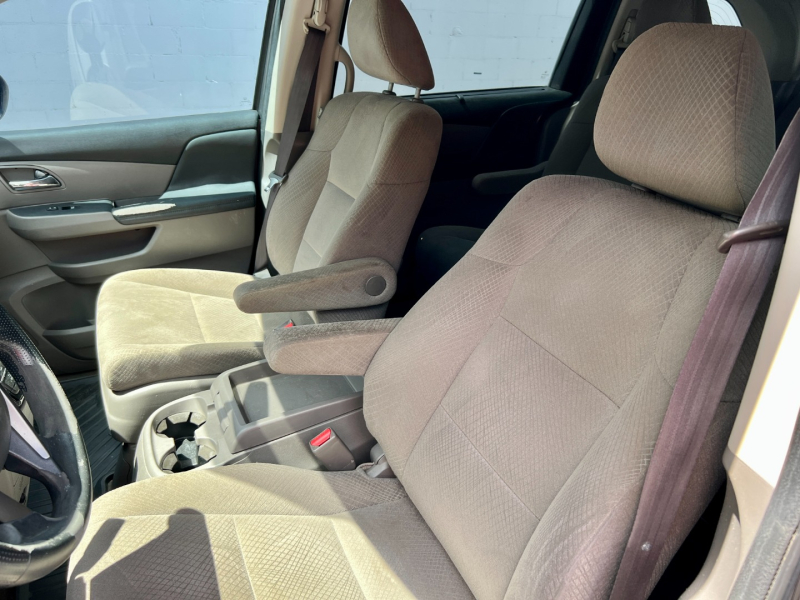 Honda Odyssey 2015 price $14,995