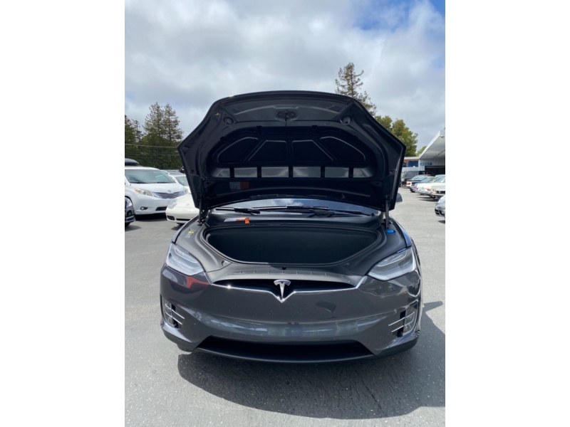 Tesla Model X 2017 price $66,888