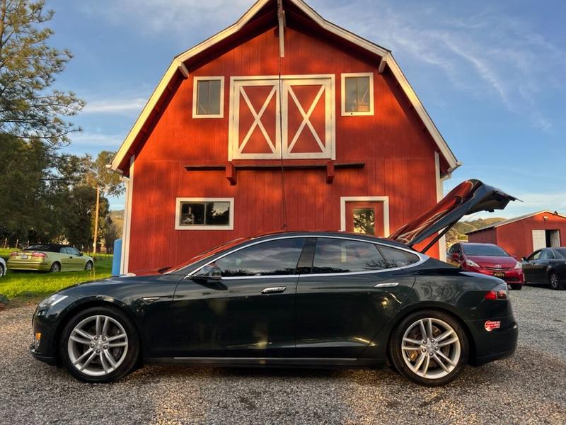 Tesla Model S 2014 price $18,900