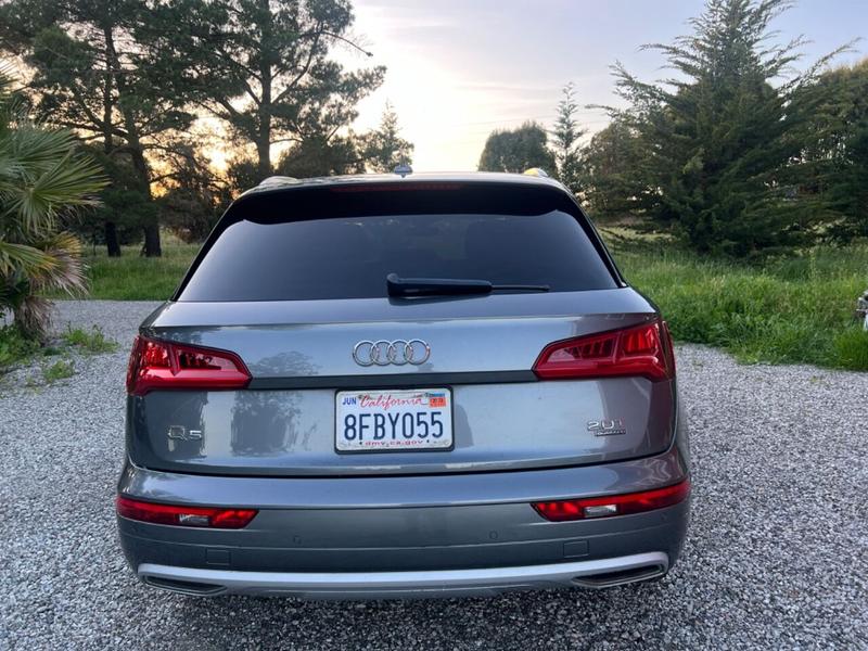 Audi Q5 2018 price $18,900