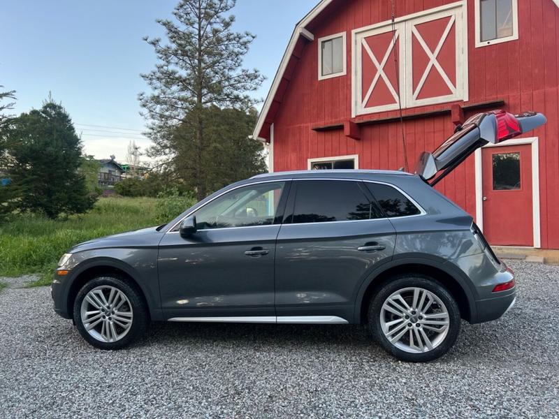 Audi Q5 2018 price $18,900