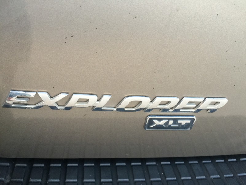 Ford Explorer 2005 price $3,999