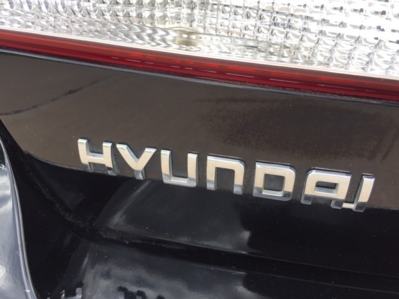 Hyundai Azera 2006 price $5,499