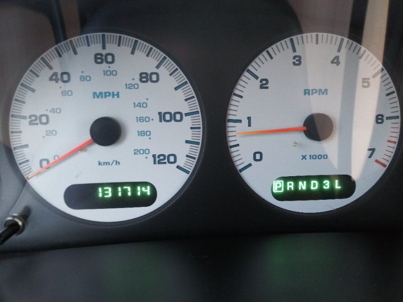 Dodge Grand Caravan 2003 price $2,999