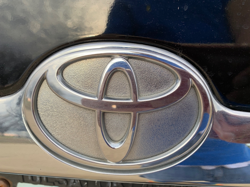 Toyota Avalon 2002 price $4,499