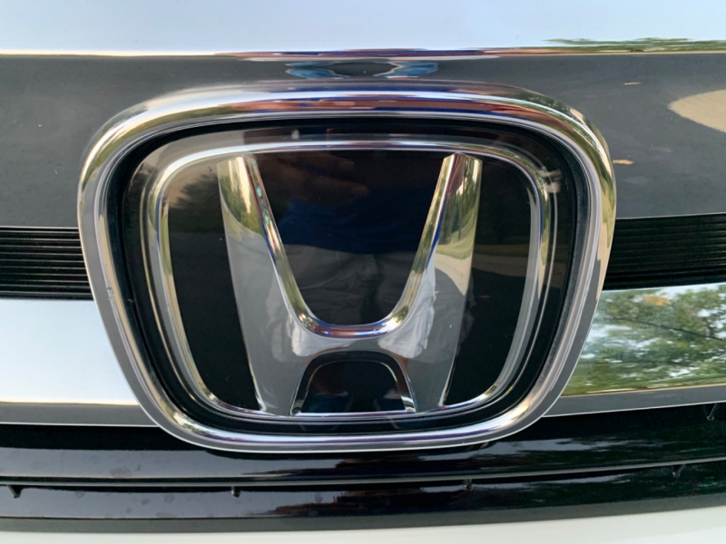 Honda Pilot 2019 price $39,999