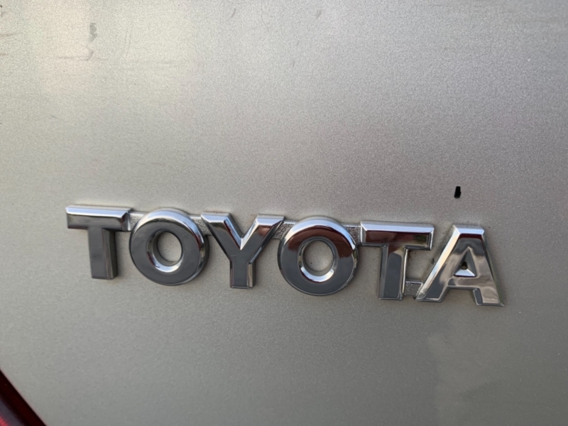 Toyota Camry 2005 price $6,999