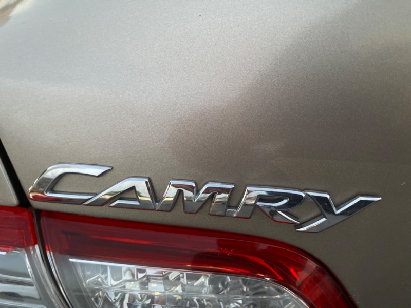Toyota Camry Hybrid 2009 price $8,499
