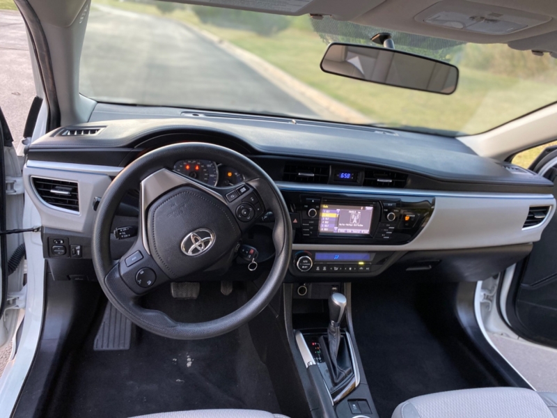 Toyota Corolla 2015 price $12,499
