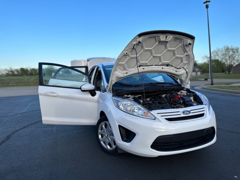 Ford Fiesta 2013 price $7,499