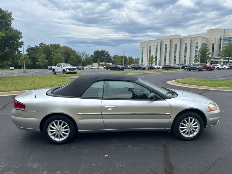 Chrysler Sebring 2002 price $7,999