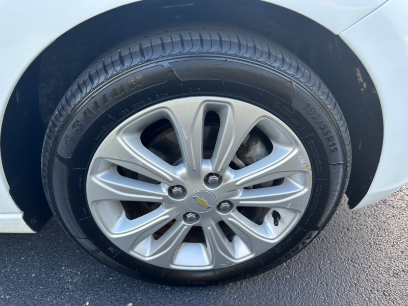 Chevrolet Spark 2017 price $6,999