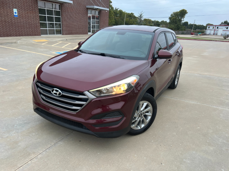 Hyundai Tucson 2016 price $11,999 Cash