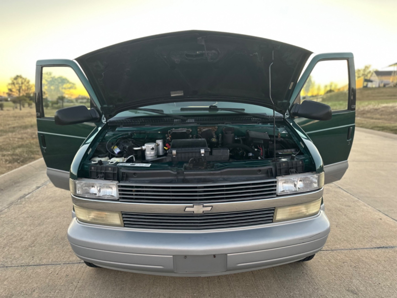 Chevrolet Astro Passenger 2000 price $7,999