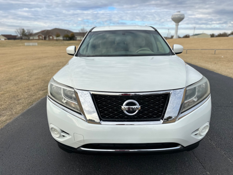 Nissan Pathfinder 2014 price $13,999