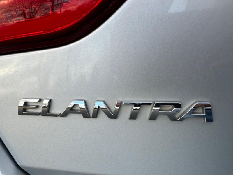 Hyundai Elantra GT 2014 price $8,999