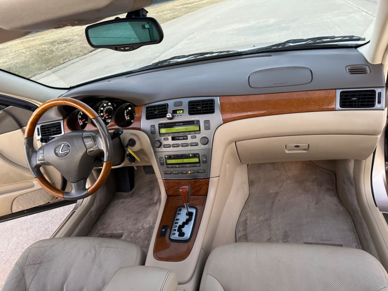 Lexus ES 330 2005 price $5,999