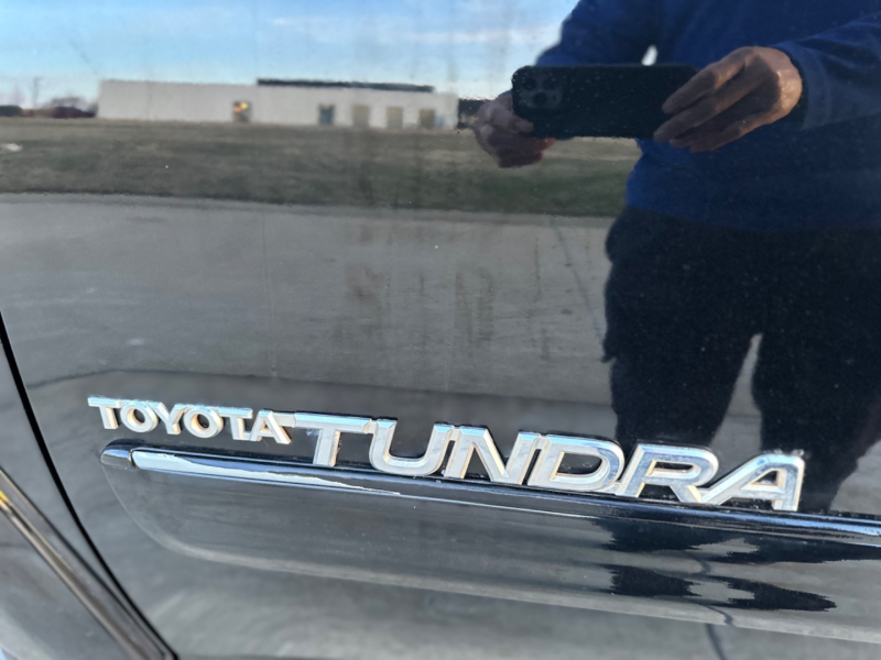 Toyota Tundra 2006 price $9,999