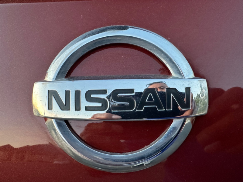 Nissan Rogue 2011 price $5,999