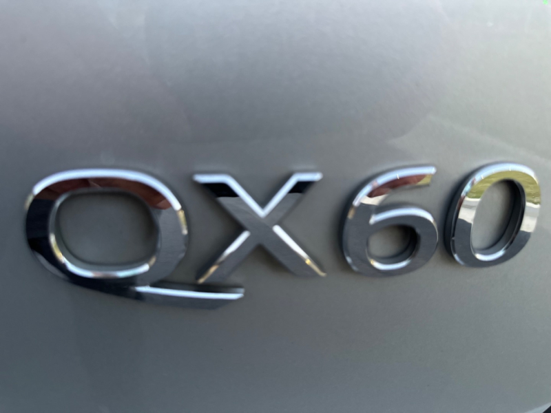 Infiniti QX60 2014 price $9,999
