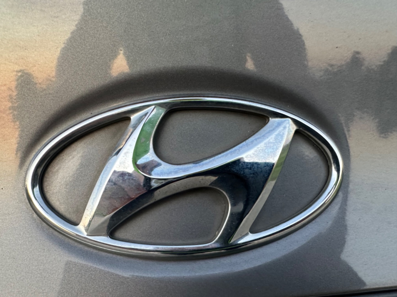Hyundai Sonata 2011 price $7,999