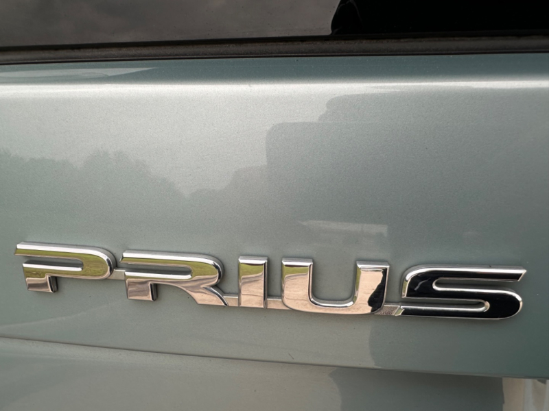 Toyota Prius 2014 price $6,999