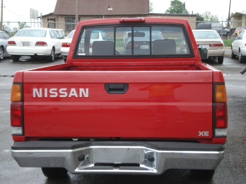 Nissan Trucks 2WD 1997 price $4,999