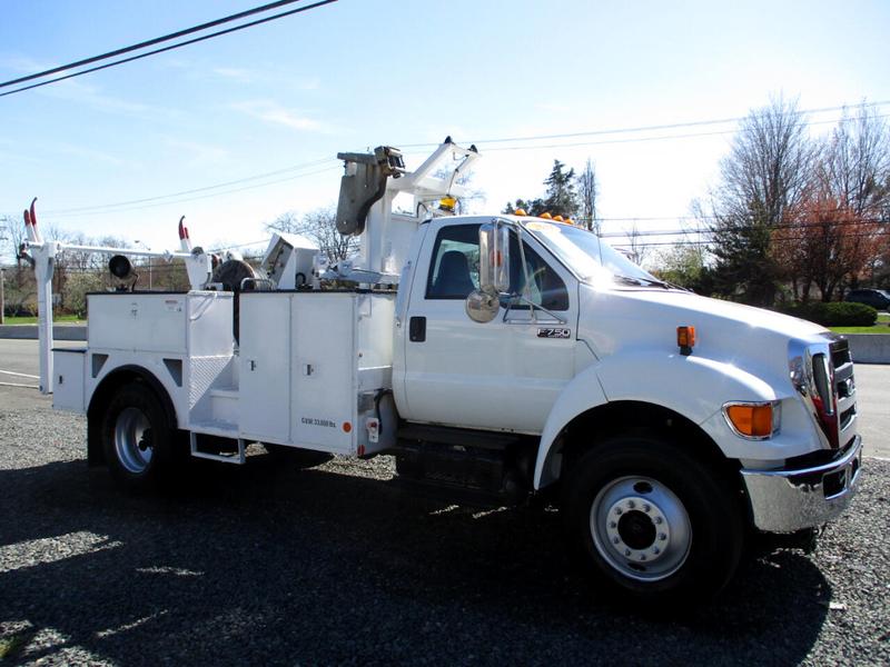 Ford F750 2011 price $29,990