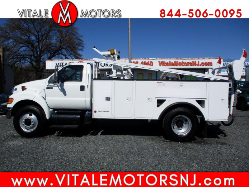 Ford F750 2011 price $29,990