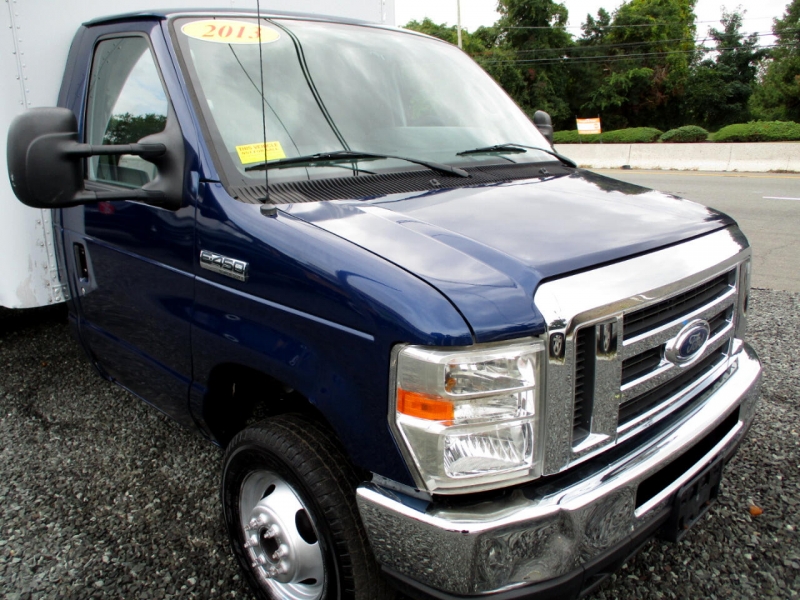 Ford Econoline Commercial Cutaway 2013 price $24,990