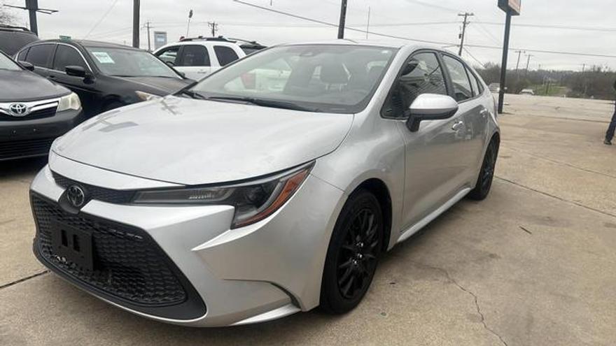 Toyota Corolla 2022 price $17,000
