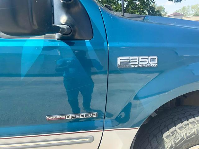 Ford F350 Super Duty Crew Cab 2000 price $15,500