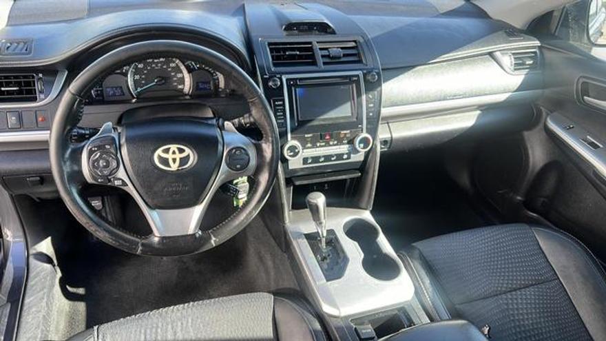 Toyota Camry 2012 price $9,800