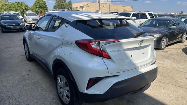 Toyota C-HR 2019 price $14,500